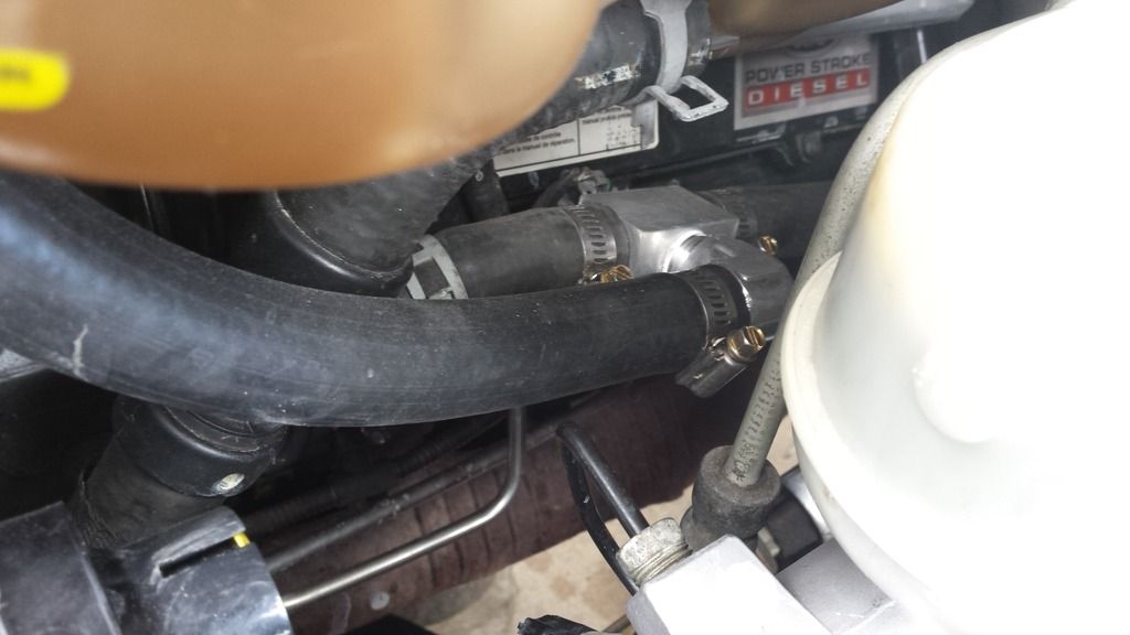 IPR coolant filter install 05 Excursion and first cleaning Ford