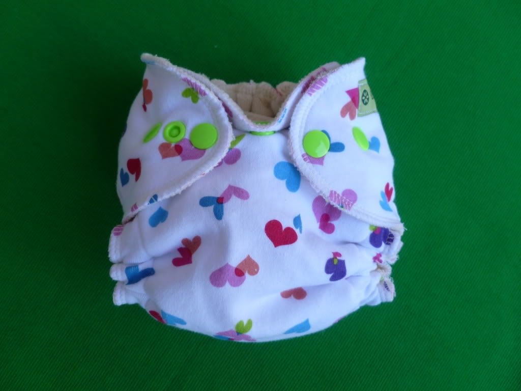 POSTED ON FLASH SALE @ TERRAMADE ON FB*** Newborn Fitted with snaps "Tossed Hearts"