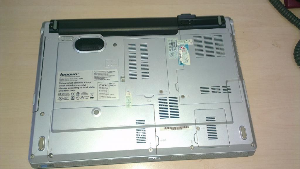 Bán Laptop Lenovo Y410 core2 T8100 Ram2gb Hdd250GB tem Phong Vũ - 3